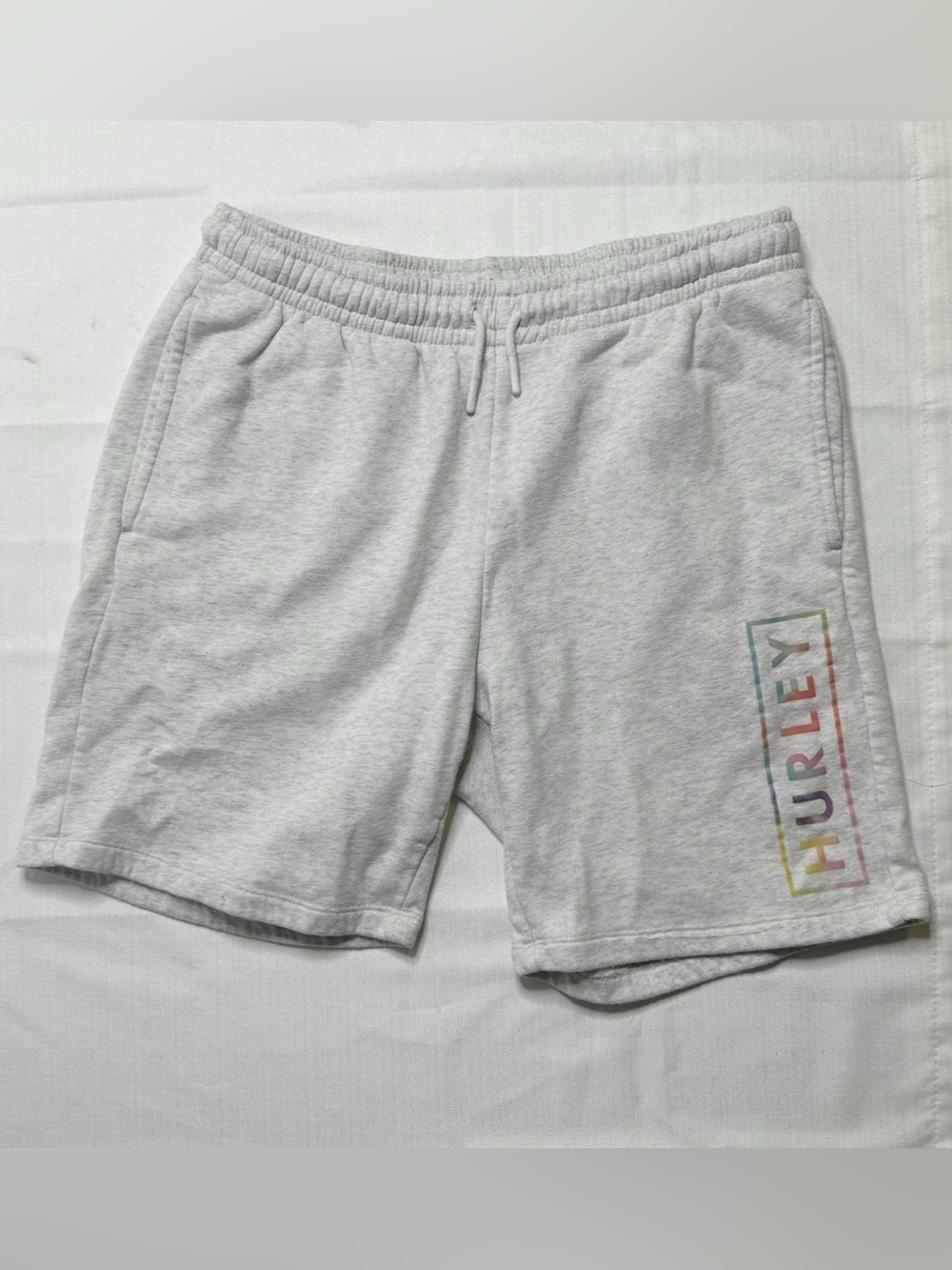 Hurly Boxed Logo Men’s Size Medium Fleece Shorts Pockets Light Gray